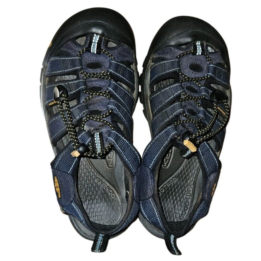 Keen Women Sandals Waterproof Washable Size 6 US Black Outdoor Hiking